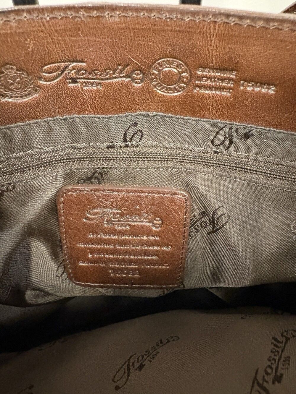 Vintage Fossil Brown Leather Shoulder Bag Tote Turn Key Clasp Large Structured - Picture 6 of 9
